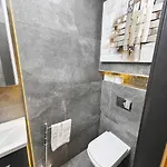 Monar Center Free Parking Apartment *