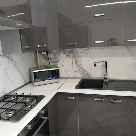 Monar Center Free Parking